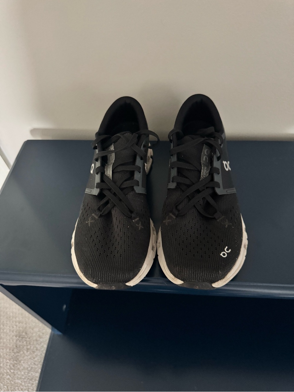 On Running Men's charcoal and black Cloud Trainers